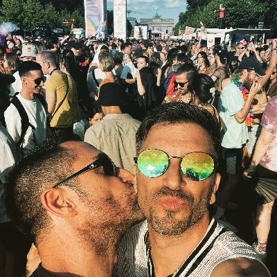 Folge 17 - Ein Lebenszeichen, Geburtstag, Hafenparty, CSD Berlin, Ich bin ein Psycho, CSD Hamburg, Escort Service