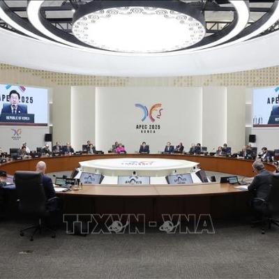 Thời sự 12h 31/10/2025: Chủ tịch nước Lương Cường dự Hội nghị Cấp cao APEC lần thứ 32 Thời sự 12h 31/10/2025: Chủ tịch nước Lương Cường dự Hội nghị Cấp cao APEC lần thứ 32