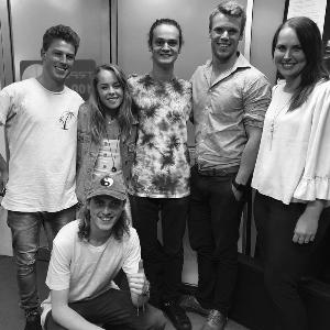 HomeGrown with Lettuce Shred