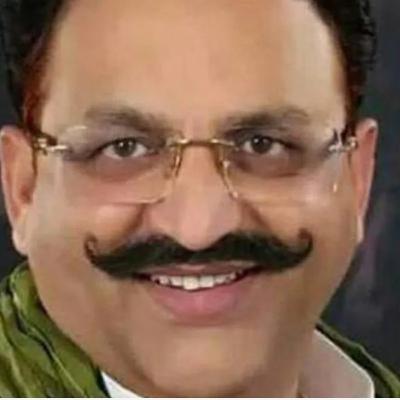 तनी मूछों और सुनहरे चश्मे वाले यूपी के अपराधशास्त्र मुख्तार अंसारी की पूरी कहानी तनी मूछों और सुनहरे चश्मे वाले यूपी के अपराधशास्त्र मुख्तार अंसारी की पूरी कहानी