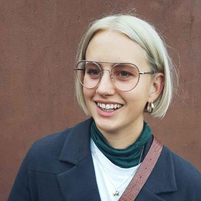 A Conversation with Leonie Rae Gasson A Conversation with Leonie Rae Gasson