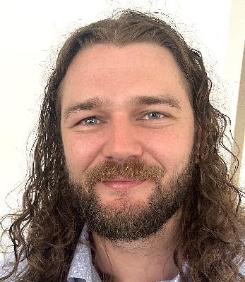 Marianne meets Brock Butler at Nashville Nights