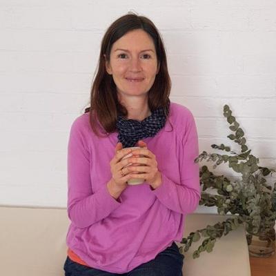 Episode 41. Sophie Jeffreys on motherhood, healthy movement, pilates, bodywork, love and awareness of our bodies, preparation, prevention and healing Episode 41. Sophie Jeffreys on motherhood, healthy movement, pilates, bodywork, love and awareness of our bodies, preparation, prevention and healing
