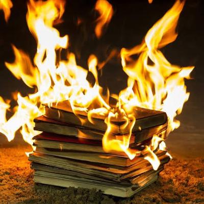 T2/41- O Vaticano Queimava Livros no Passado. Críticas da Igreja Contra Harry Potter.