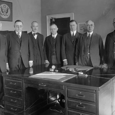 S8 Ep345: PREVIEW FOR LATER TODAY Guest: Joseph Sternberg. Sternberg discusses the conflict between the White House and Federal Reserve Chairman Jerome Powell. While the President correctly argues that high interest rates make federal debt service costly, Sternberg