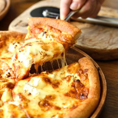 Famous food from UK and Italy