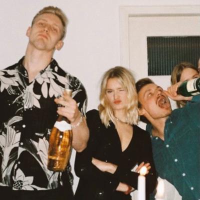 #14 Tori sag mal P***s!