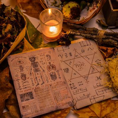 hablando sobre juegos paranormales