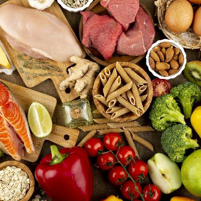 Calculadora nutricional mostra quais alimentos oferecem mais nutrientes por real gasto