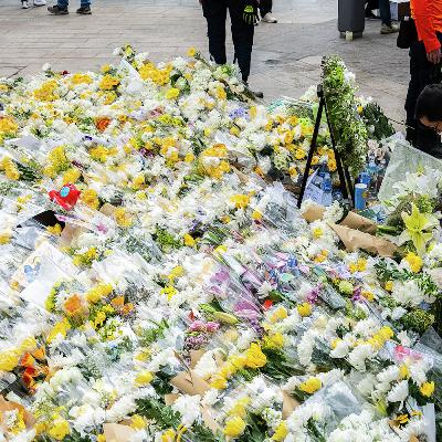 Hong Kong residents demand answers after deadly apartment fire Hong Kong residents demand answers after deadly apartment fire