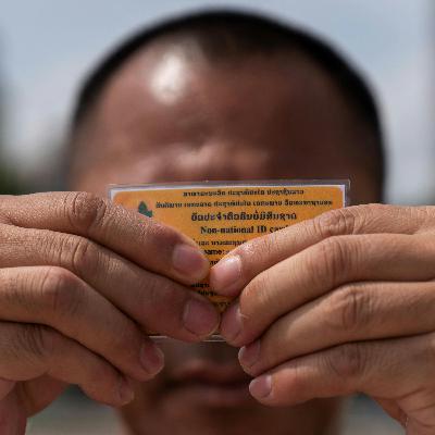 US deportation threats, EU beauty tariffs and AI voice rules