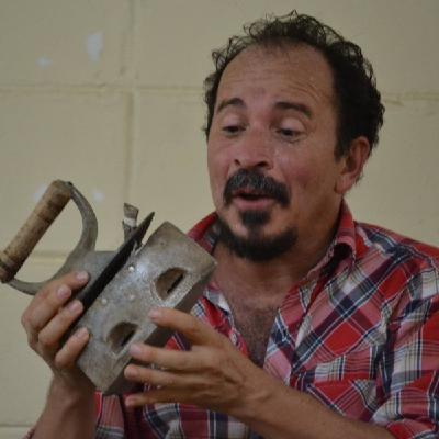 ¿Cómo Es La Escuela Que Vive En Las Montañas? Con El Profesor Henry Villalba ¿Cómo Es La Escuela Que Vive En Las Montañas? Con El Profesor Henry Villalba