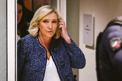 Pascal Clérotte: Ban on front-runner Marine Le Pen is “nail in the coffin of French democracy” Pascal Clérotte: Ban on front-runner Marine Le Pen is “nail in the coffin of French democracy”