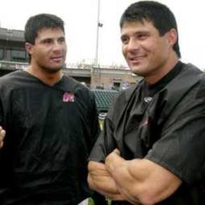 Canseco Twins causing a fight at a boxing match? Canseco Twins causing a fight at a boxing match?