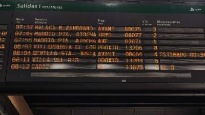 Hablamos con Rafa y Sergio, dos usuarios de los trenes Avant entre Córdoba y Sevilla sobre los retrasos y las incidencias que soportan