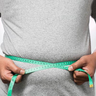 Fatburner - Trink dieses Getränk vor dem Schlafen gehen, um Bauchfett im Schlaf loszuwerden!