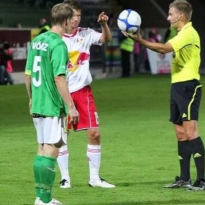 Bắt đầu và bắt đầu lại trận đấu bóng đá.dev