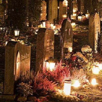 Némesis Radio 12x04:Juan A. Sanz,cazador de historias de Vampiros · ¿Vuelven los Muertos a estar con nosotros y por qué?