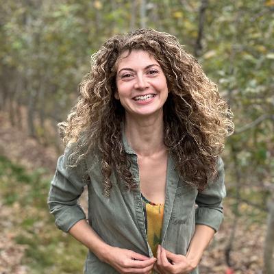 The Bones of Physical Acting: a dialogue with Shayna Freedman