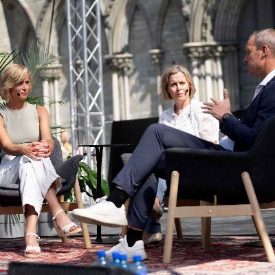 Adressa-samtalen: De som avslører makta. Og de som må svare. Adressa-samtalen: De som avslører makta. Og de som må svare.