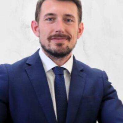 Ep 21 - Beefhouse: modello da oltre 800.000 euro (paese di 30k abitanti)