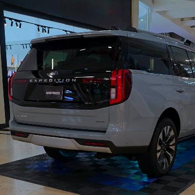 FORD Expedition 2025