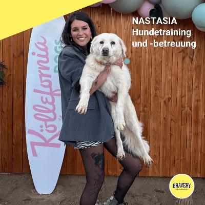 Sie arbeitet mit Hunden - Hundetrainerin eröffnet Hundekita Köllefornia Dogs. Sie arbeitet mit Hunden - Hundetrainerin eröffnet Hundekita Köllefornia Dogs.