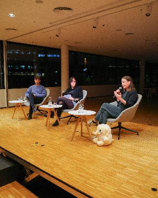 Die Zukunft des Internets – dezentral, demokratisch, unabhängig. Die Zukunft des Internets – dezentral, demokratisch, unabhängig.