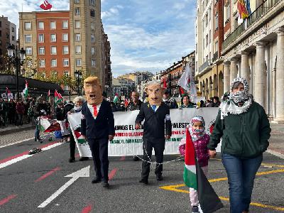 Logroño se suma a las manifestaciones en apoyo al pueblo palestino y reclama el "fin del genocidio" en Gaza (29/11/2025)