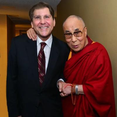 བདེ་སྐྱིད་ཀྱི་བསྟན་བཅོས། རྩོམ་པ་པོའི་གསལ་བཤད།