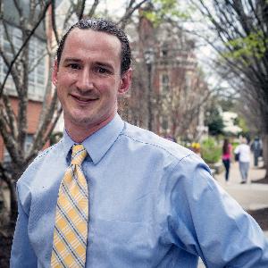 Episode 4 – Collegiate Recovery Programs and Research Translation with Tom Bannard