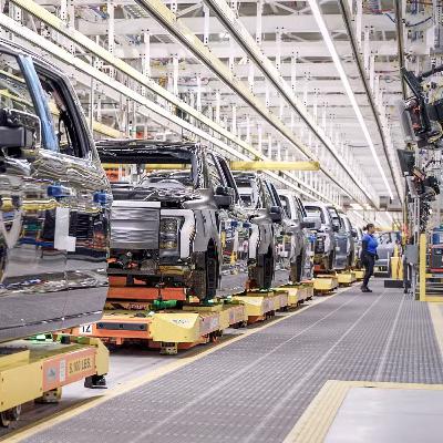 Xe điện toàn cầu bứt tốc, phân khúc cao cấp chững lại