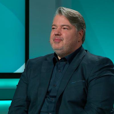 "Viens pret vienu" - uzņēmējs Aigars Runģis.