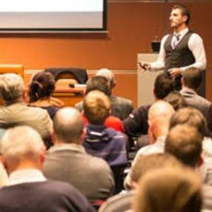 007 - Falar em público não é interação social? 007 - Falar em público não é interação social?