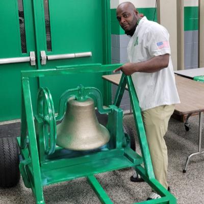 S2E8 - BELL YEAH!!! Green Wave Football with Coach James