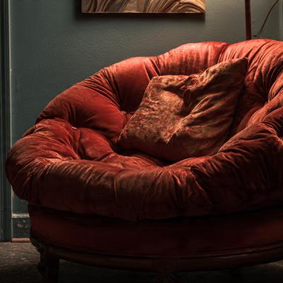 🟥️ Pastor Jack Hyles Sermon "Mama's Old Red Round Chair” 💺️