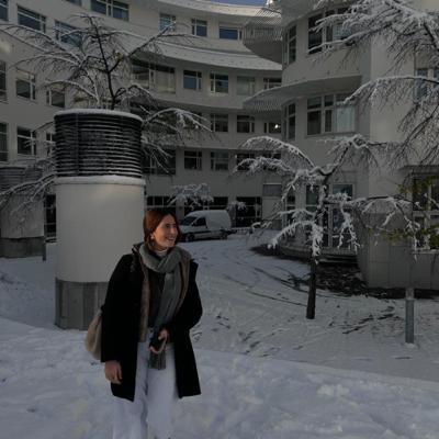 "Conversando entre generaciones", con Lola Mata Gómez "Conversando entre generaciones", con Lola Mata Gómez