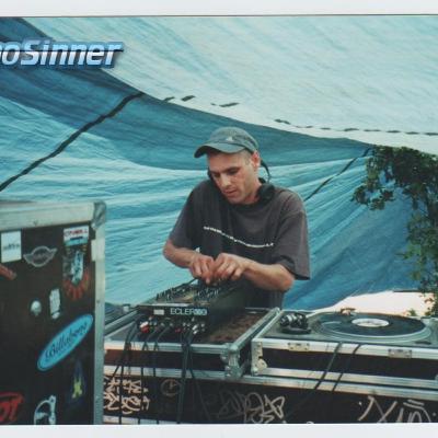 TeknoSinner   4 deks Mix Session