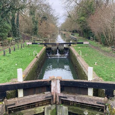 Sound Escape 267. Gaze into the gentle currents of the Kennet and Avon Canal Sound Escape 267. Gaze into the gentle currents of the Kennet and Avon Canal