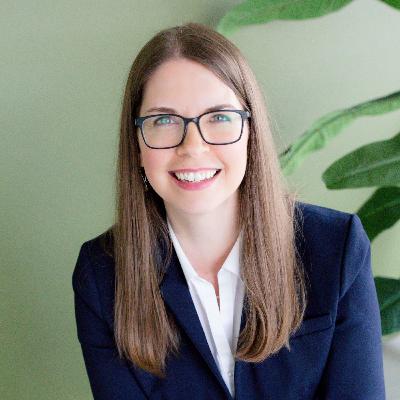 Keep The Memories & Not The Stuff: Rightsizing w/ Jeannine Bryant