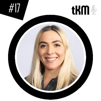 17 // Mahdis Smith // How GenAI and AI-assisted Digital Clones Reshape Hybrid Autonomy, Decisions and Business Process Automation in Australian Workplaces 17 // Mahdis Smith // How GenAI and AI-assisted Digital Clones Reshape Hybrid Autonomy, Decisions and Business Process Automation in Australian Workplaces