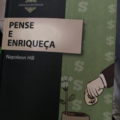 Livro: PENSE E ENRIQUEÇA