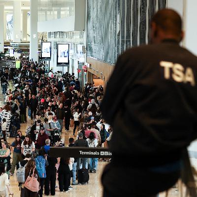 "Dire situation": the wait-times crisis that could shut some airports "Dire situation": the wait-times crisis that could shut some airports