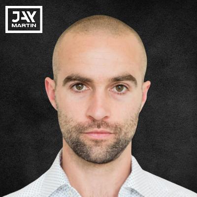 This Is Why Gold Is Rising While the Dollar Falls Apart