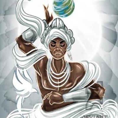 Obatala usa uma coroa e é chamado rei dos orixás