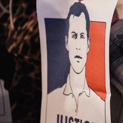 "Il s'agit d'un meurtre en bande organisée", affirme l'avocat des parents de Quentin Deranque sur RTL