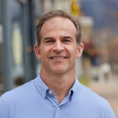 033-Case Lawrence of Sky Zone