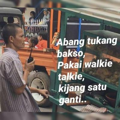 APRIL MOP TERBAIK ABAD INI APRIL MOP TERBAIK ABAD INI