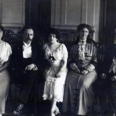 S1 Ep109: 3/8 Autocrats Versus Democrats: China, Russia, America, and the New Global Disorder. Michael McFaul analyzes the Cold War, noting that the Cuban Missile Crisis taught the need for crisis management mechanisms with adversaries. He argues that the US was to