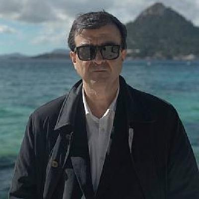 Entrevista a Javier Cercas en Página Dos – "El castillo de Barbazul" (Tusquets)